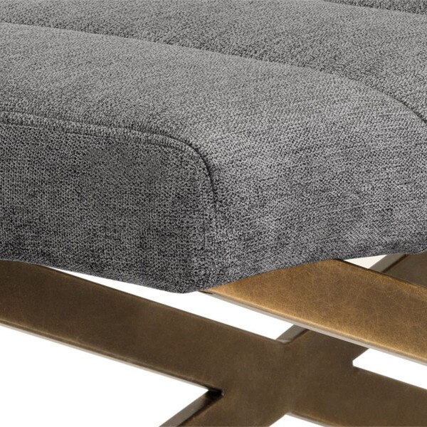 Kammi Bench